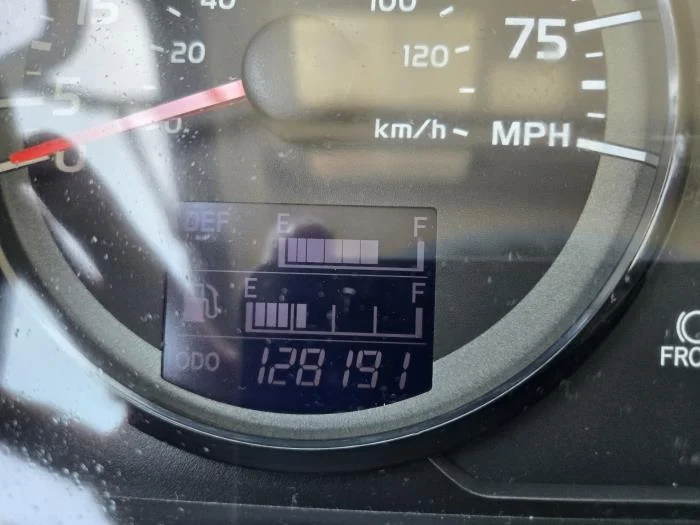 2019 Hino 268 — photo 2
