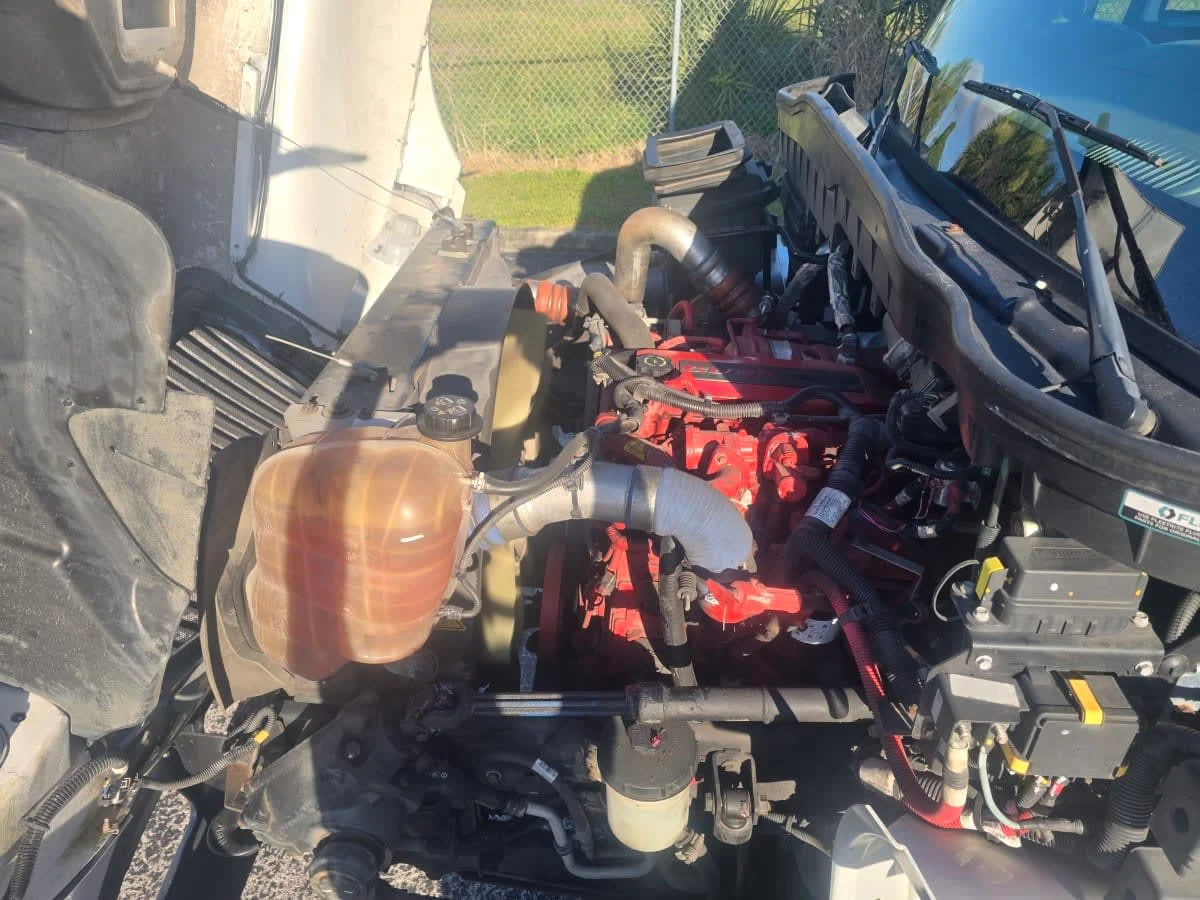 2019 International 4300 in Orlando, FL — photo 9
