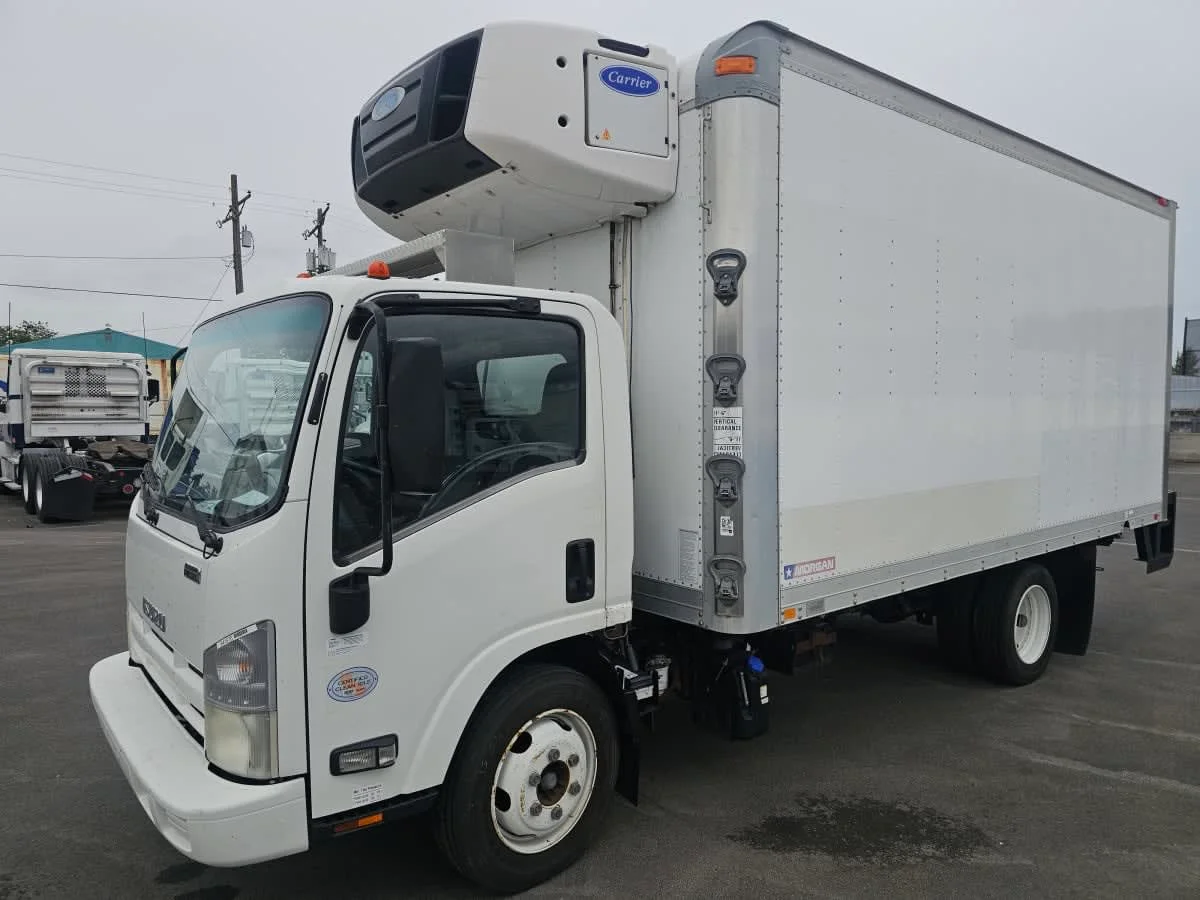 2015 Isuzu NQR in Tacoma, WA