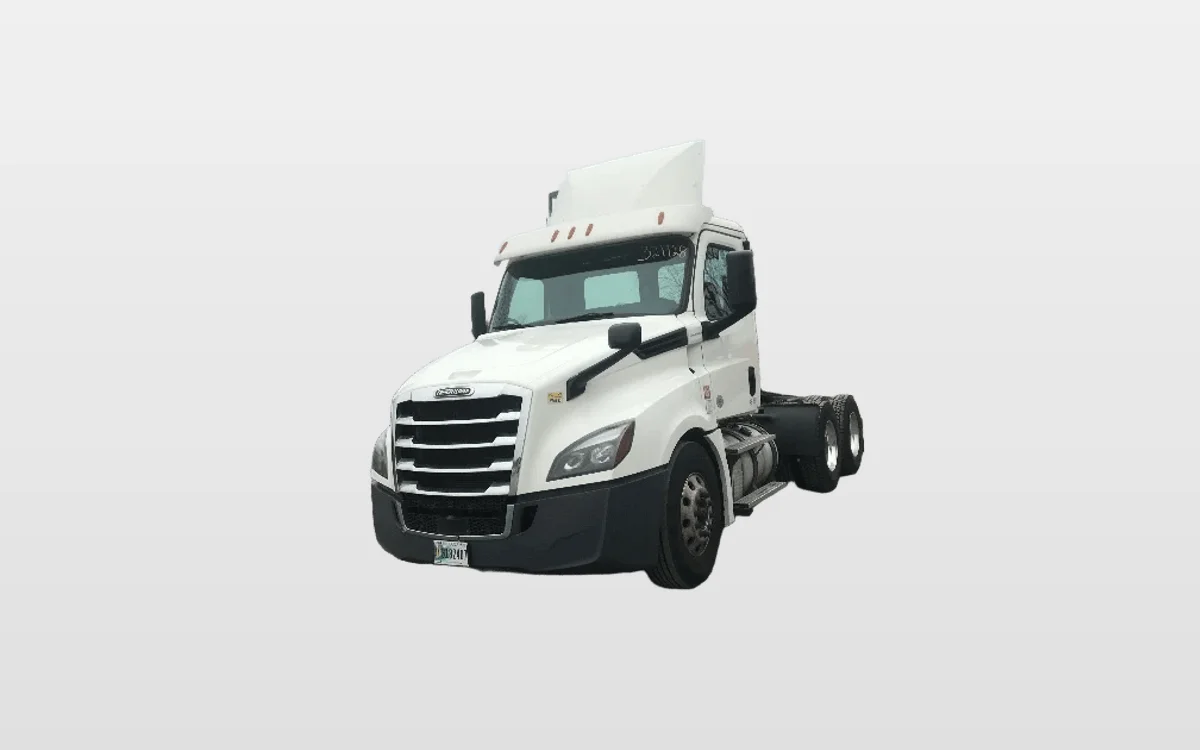 2019 Freightliner - image 1