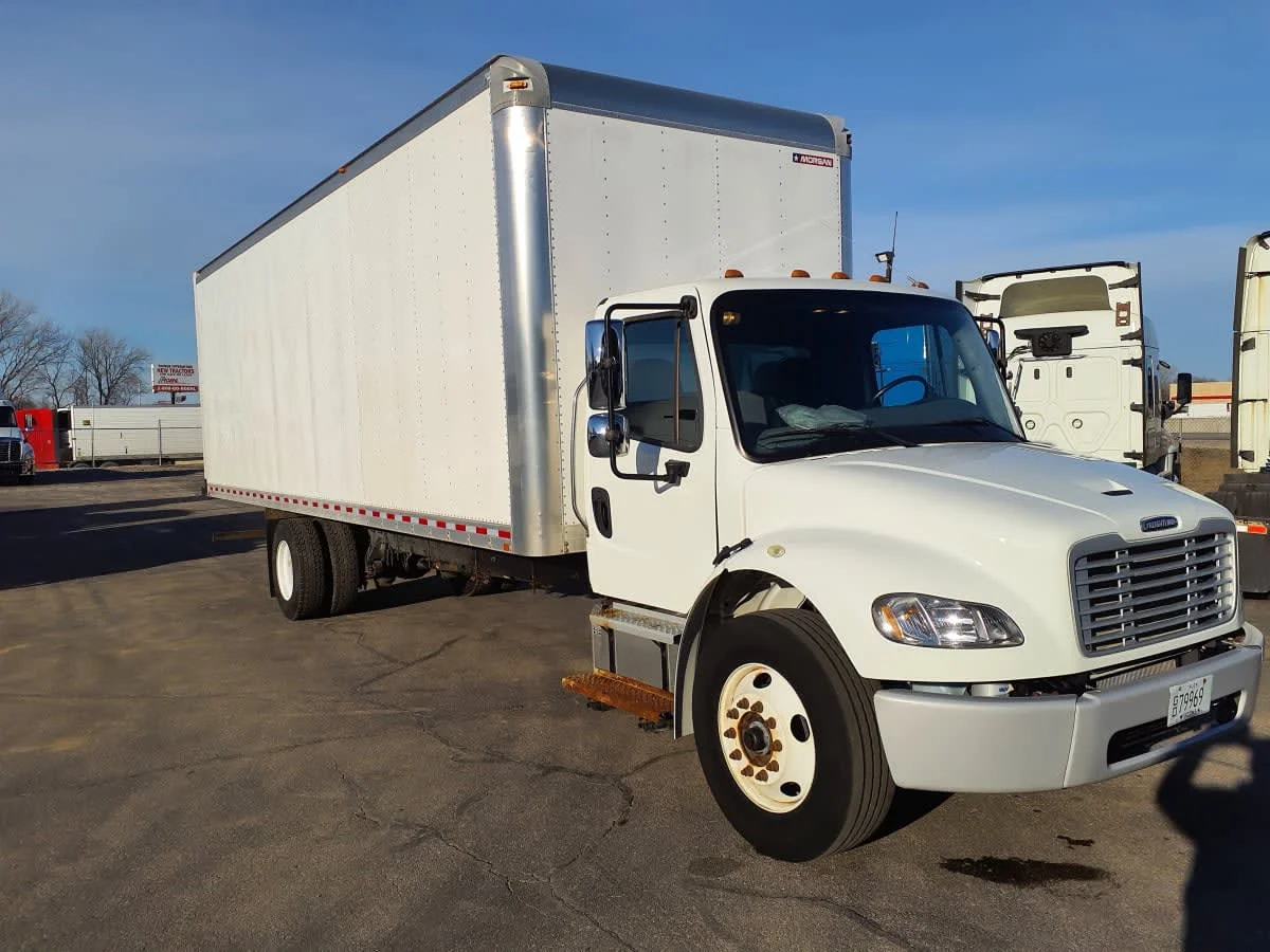 2019 Freightliner M2 106 in Oak Creek, WI — photo 3