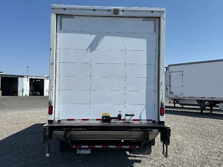 2020 Isuzu NRR in West Sacramento, CA — photo 7