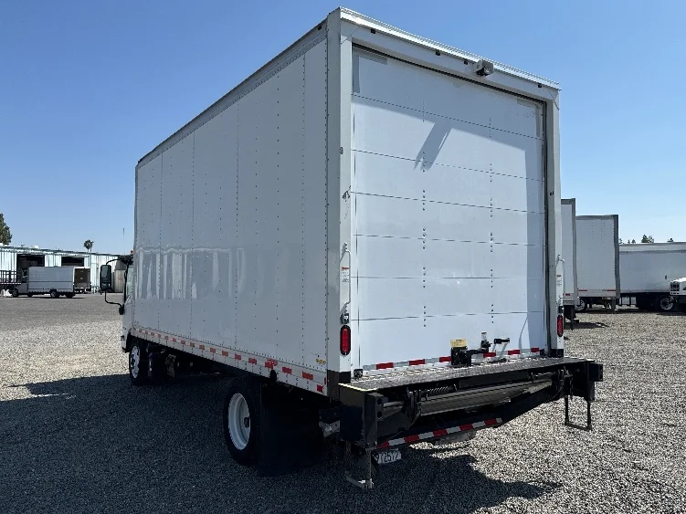 2020 Isuzu NRR in West Sacramento, CA — photo 6