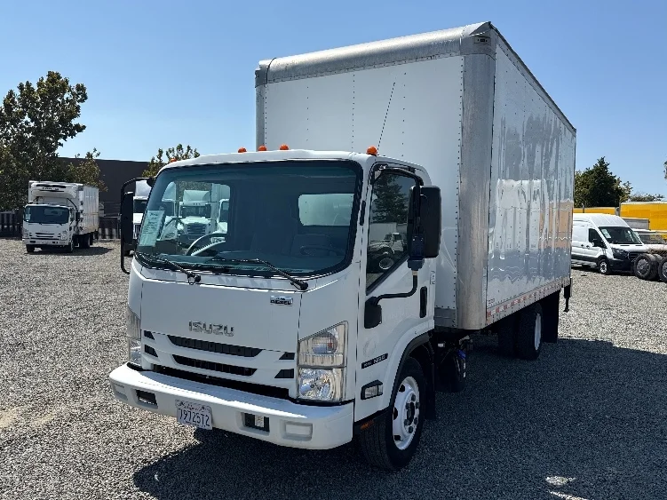 2020 Isuzu NRR in West Sacramento, CA — photo 3