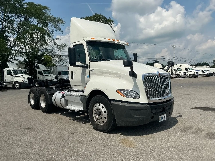 2019 International LT in Lexington, KY