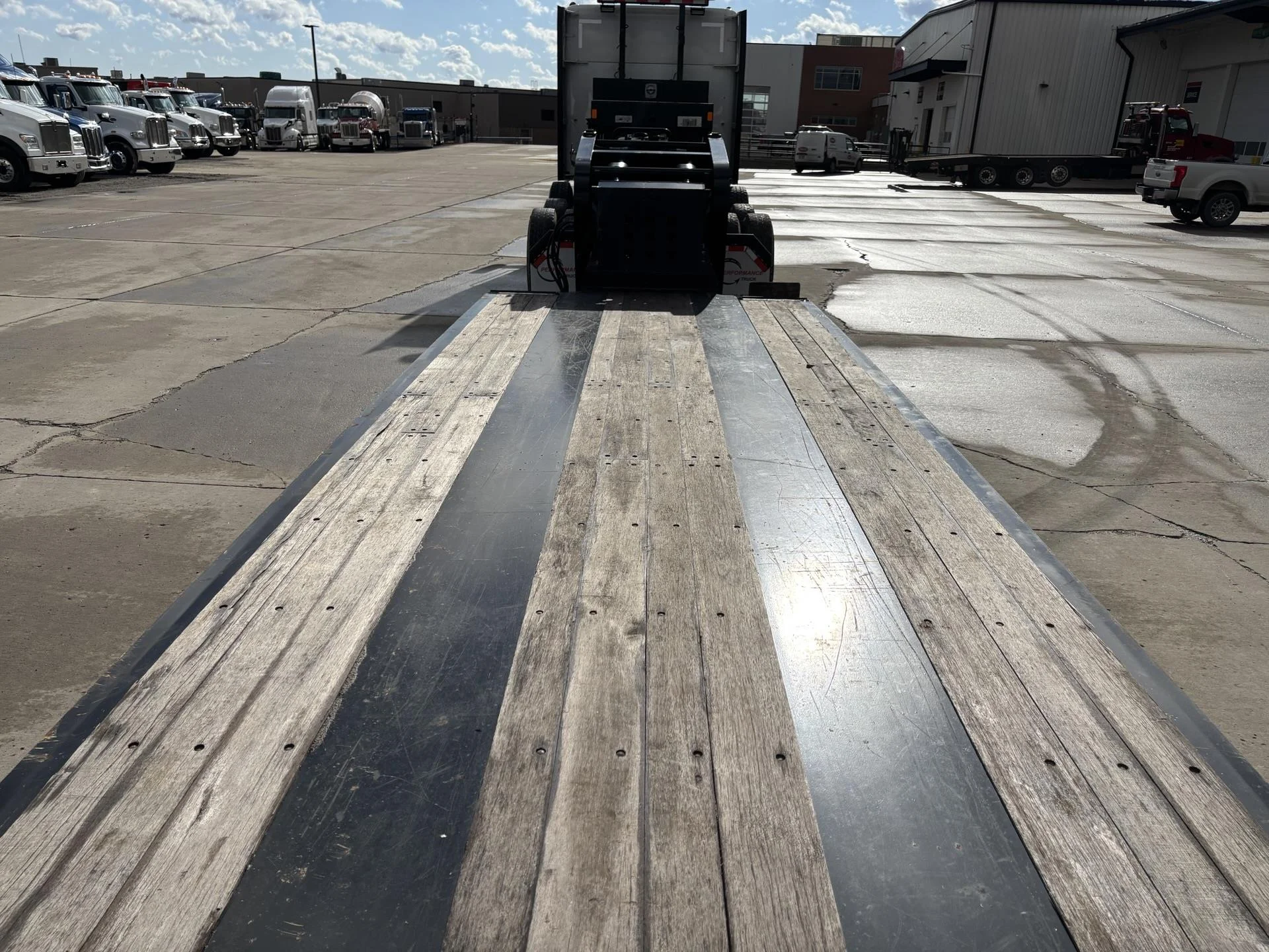 2024 Fontaine - image 4