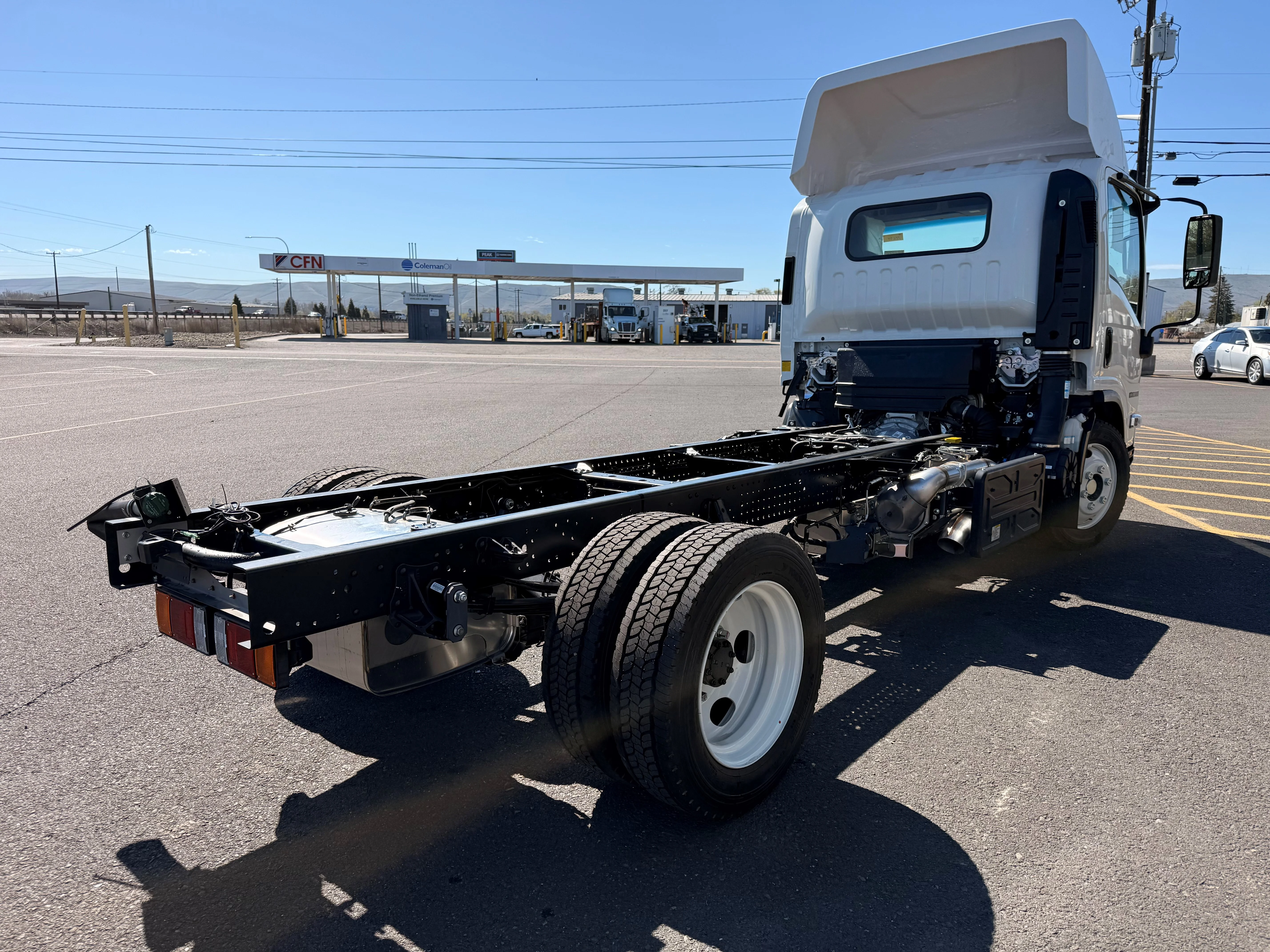 2026 Isuzu NPR in Yakima, WA — photo 5