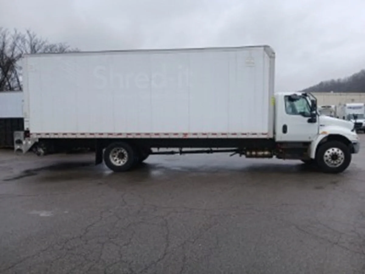 2019 International MV - image 3