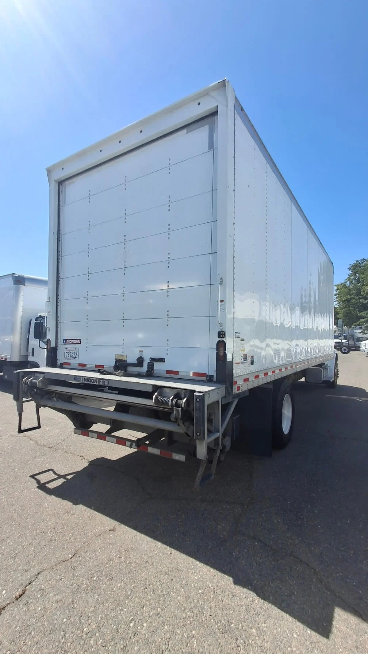 2021 Freightliner M2 106 - image 4