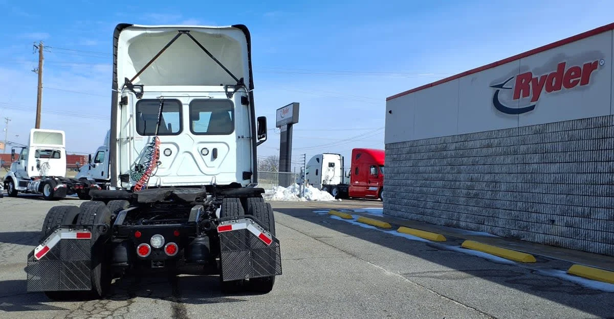 2020 Freightliner Cascadia in Memphis, TN — photo 5