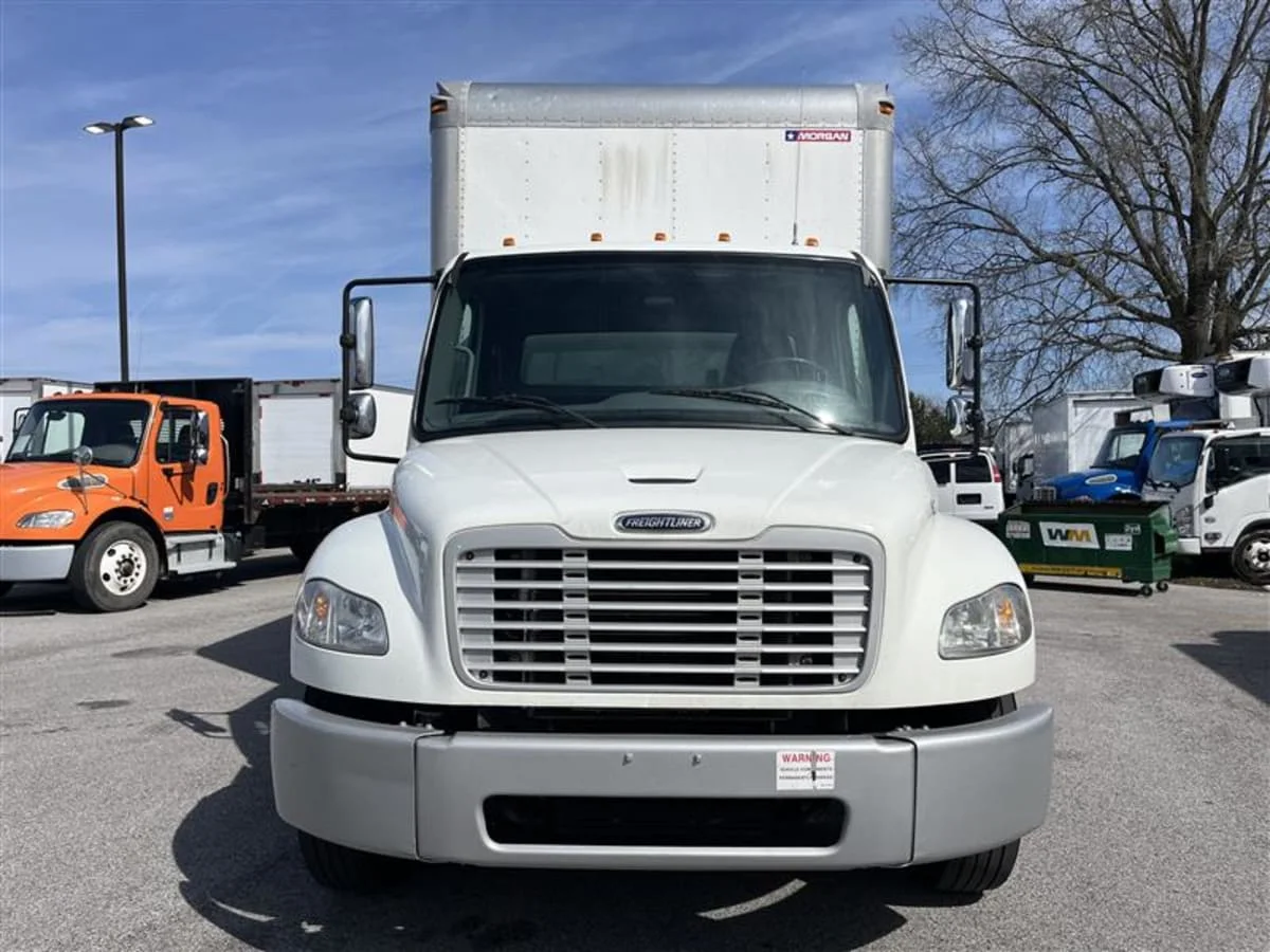 2020 Freightliner M2 106 - image 2