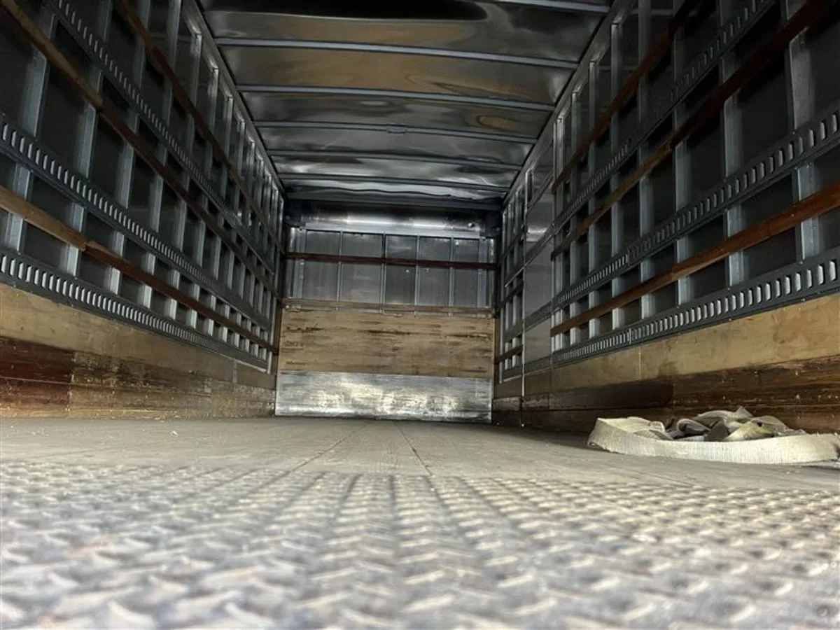 2020 Freightliner M2 106 - image 8