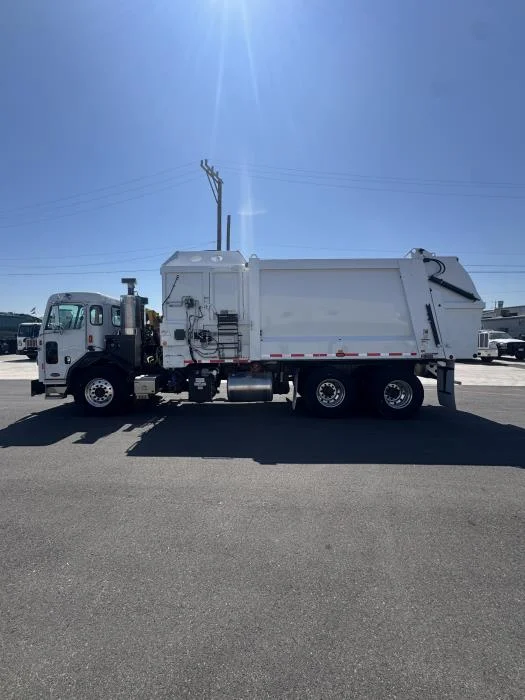 2026 Peterbilt 520 — photo 4