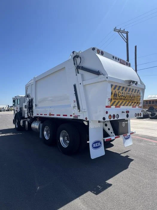 2026 Peterbilt 520 — photo 5