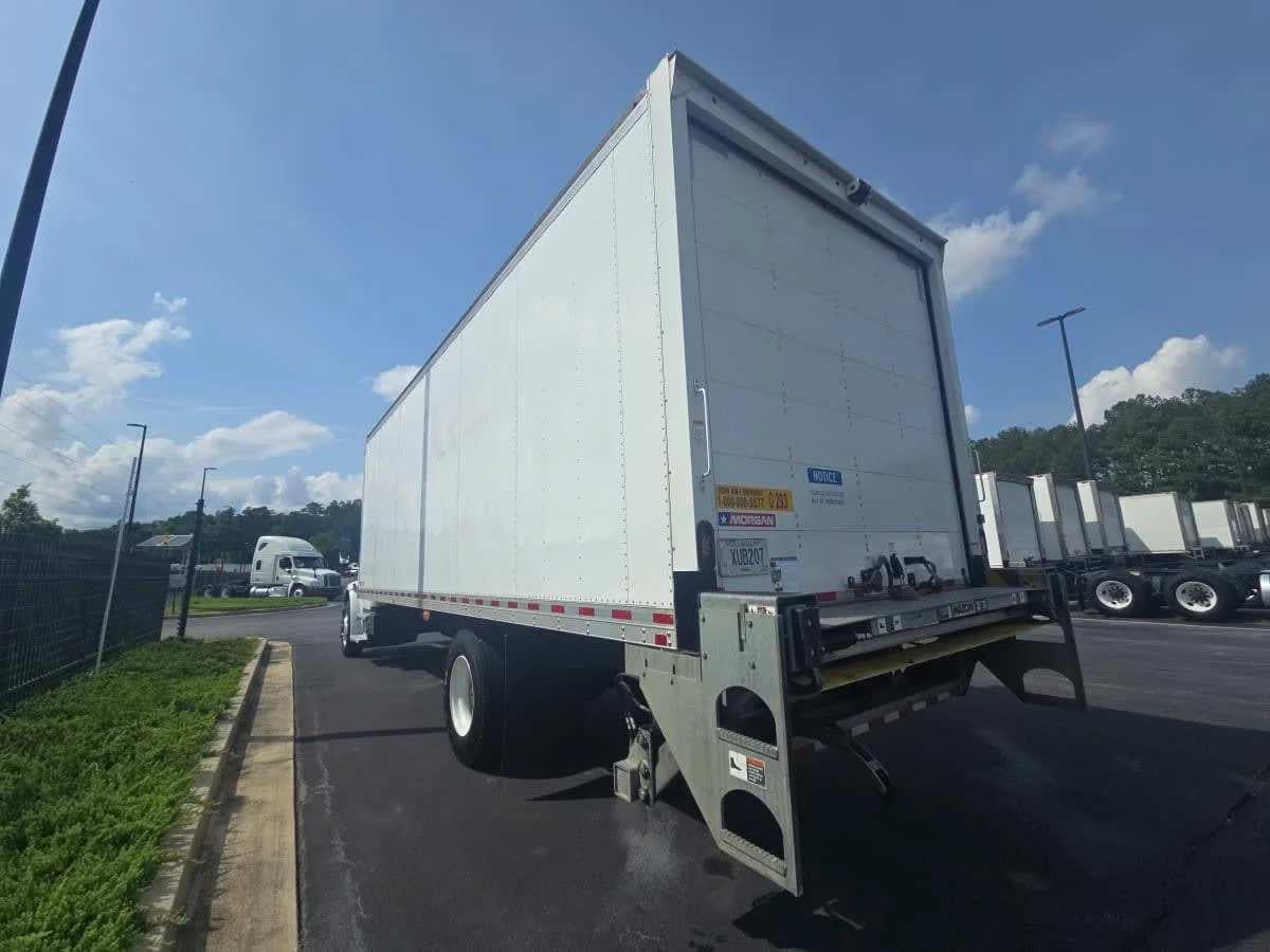 2022 Freightliner M2 106 in Atlanta, GA — photo 6