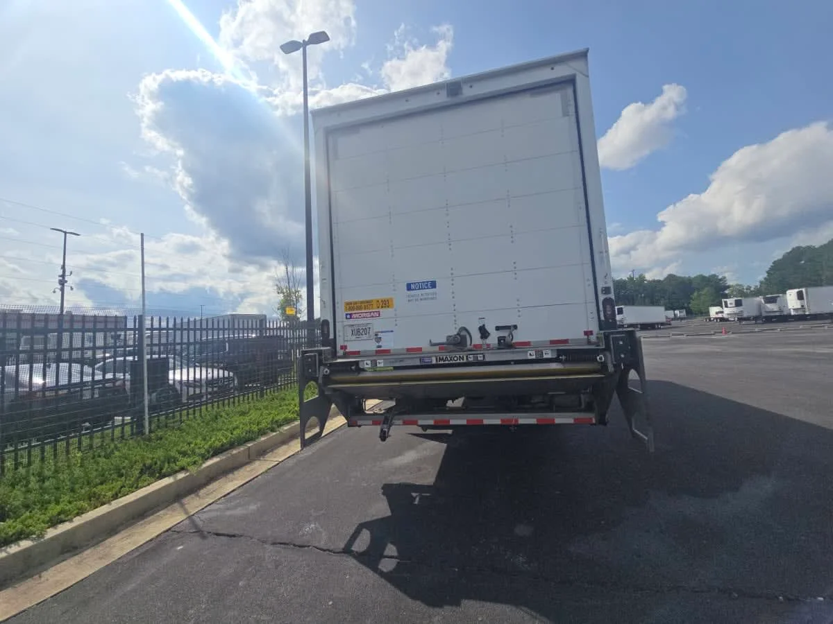 2022 Freightliner M2 106 in Atlanta, GA — photo 5