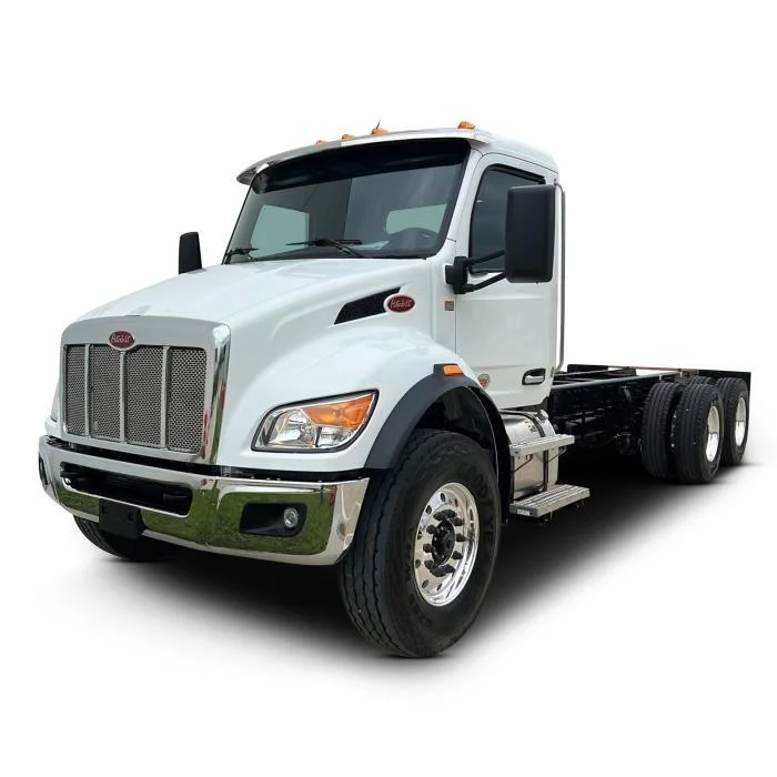 2027 Peterbilt 548 — photo 2