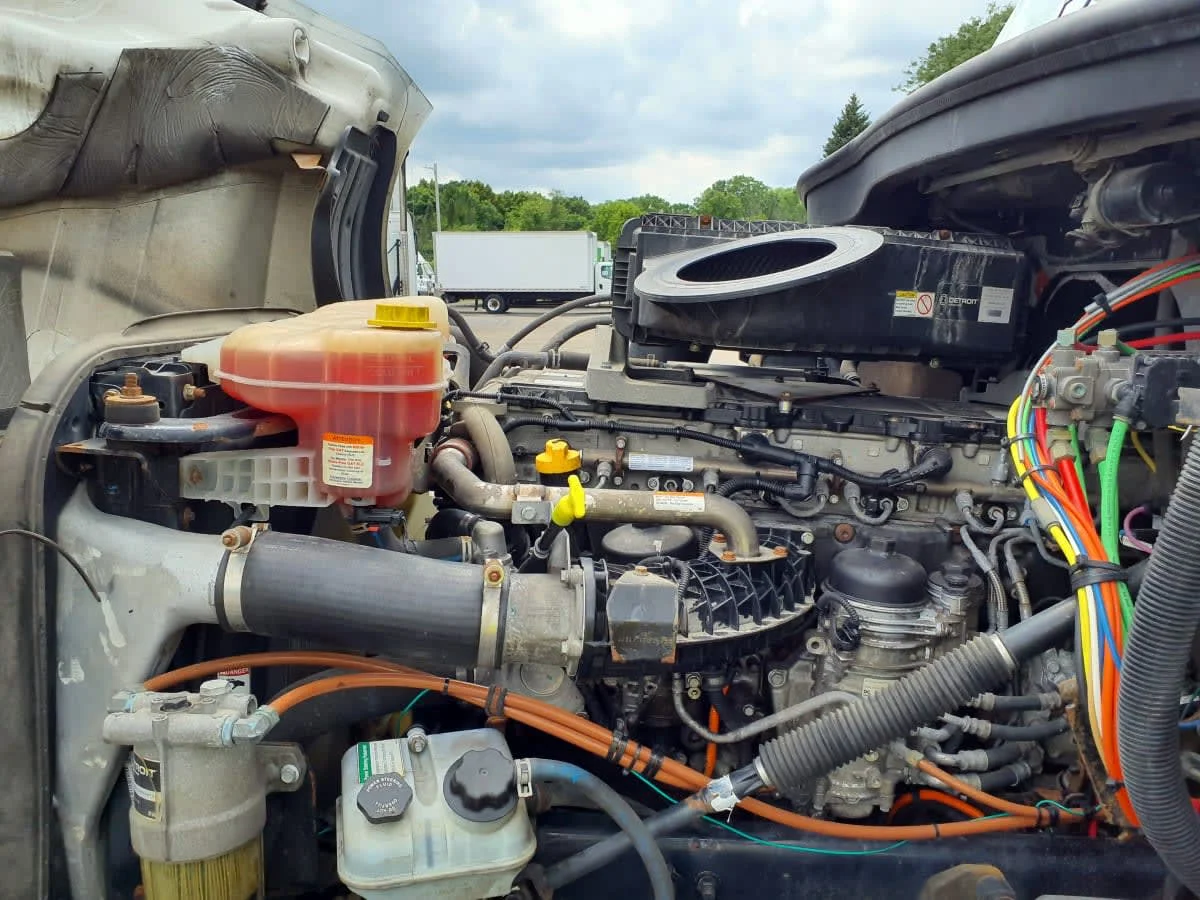 2019 Freightliner Cascadia in Oak Creek, WI — photo 8