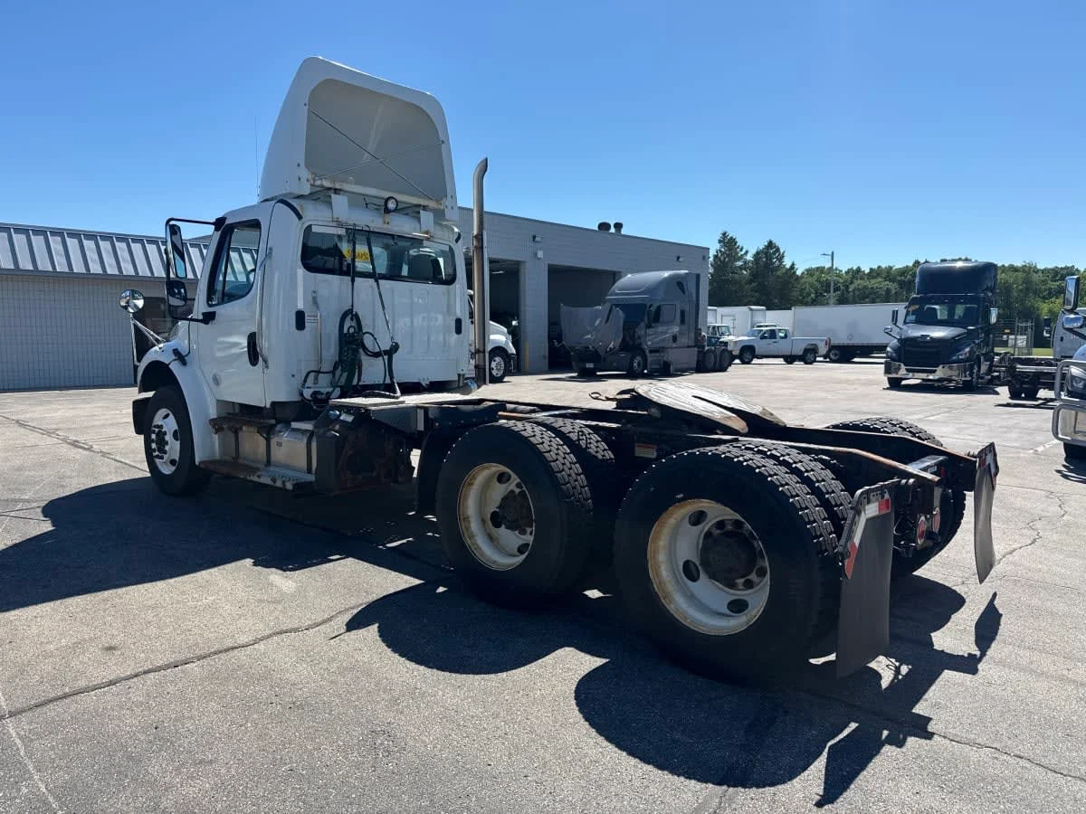 2022 Freightliner M2 106 in Oak Creek, WI — photo 6