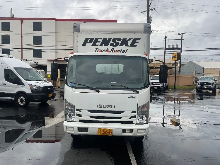 2020 Isuzu NQR - image 2