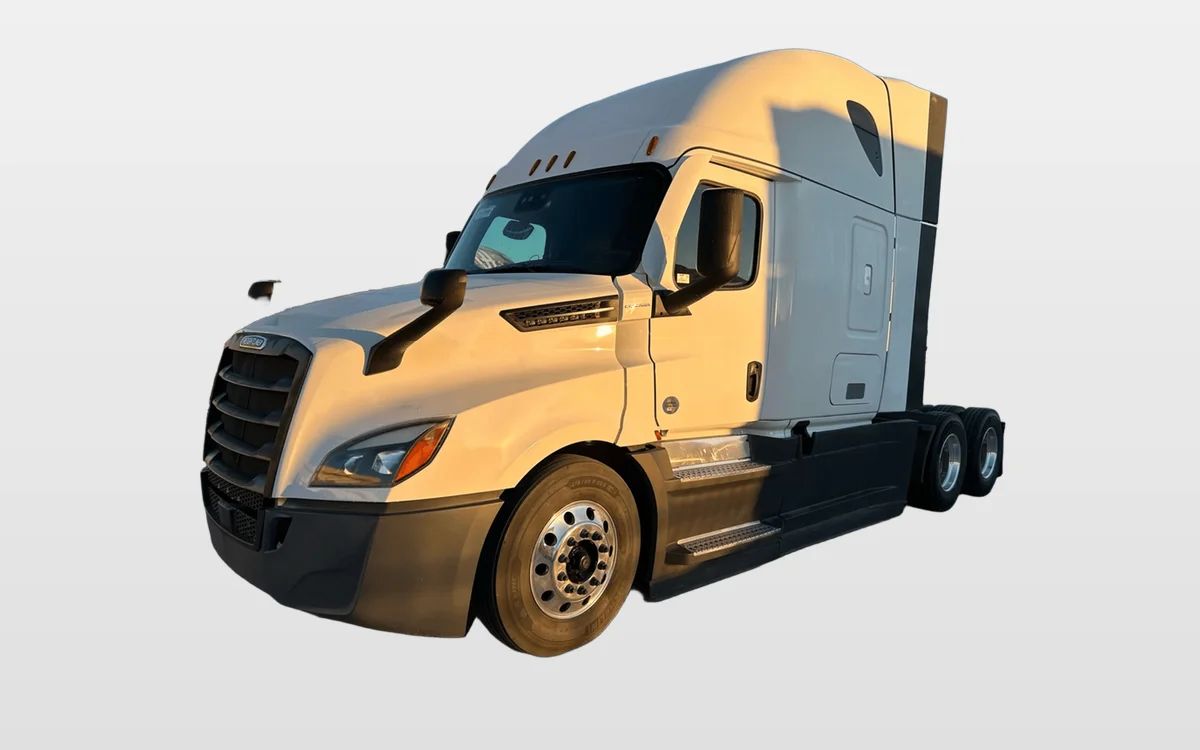 2022 Freightliner - image 1