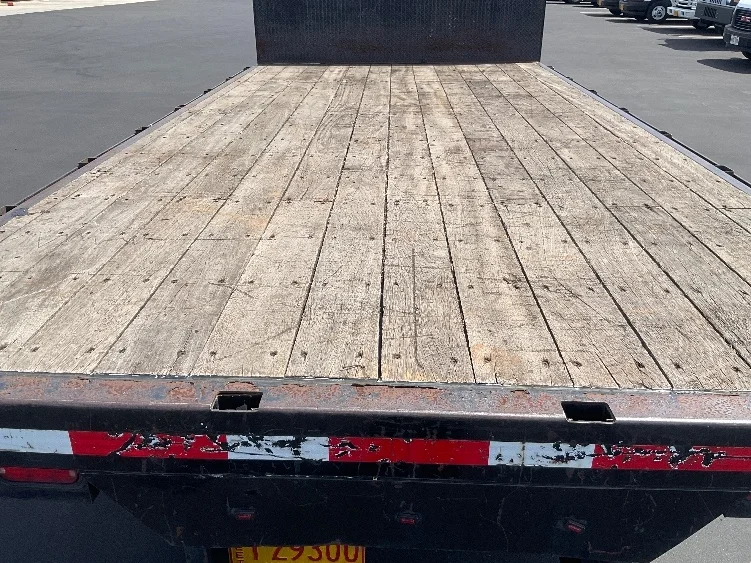 2020 Isuzu NQR in Torrance, CA — photo 8