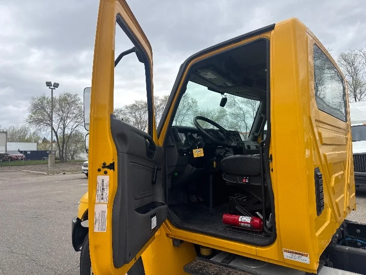 2021 International MV in Brooklyn Park, MN — photo 10