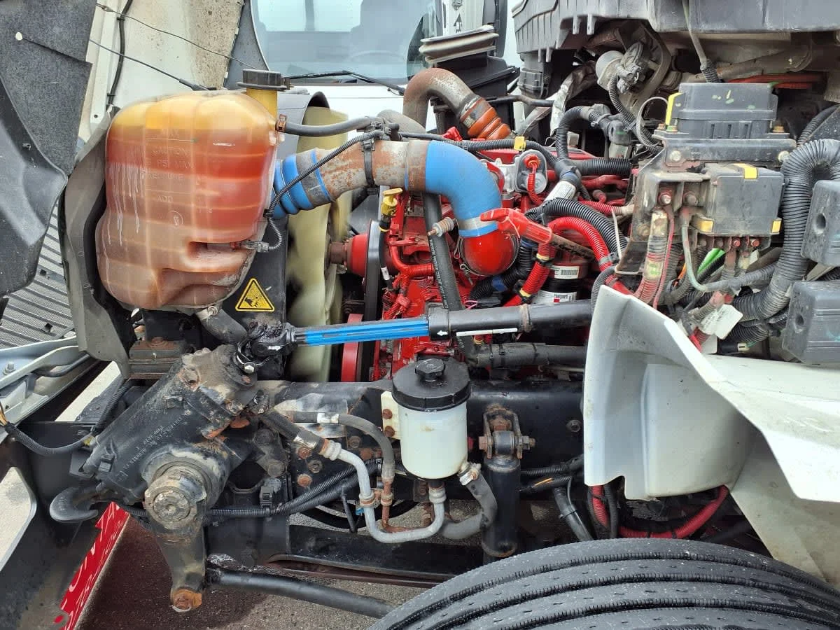 2019 International 4300 in Salisbury, MA — photo 10