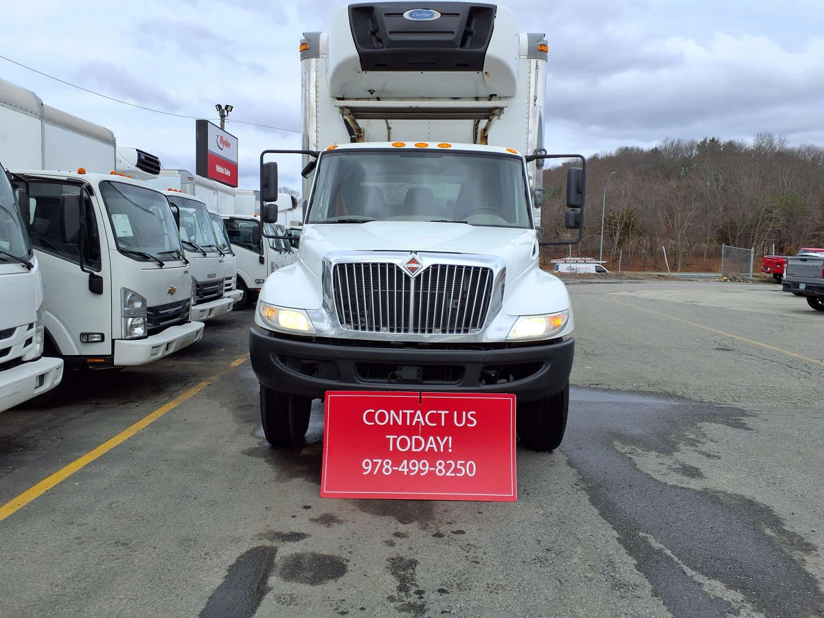 2019 International 4300 in Salisbury, MA — photo 2