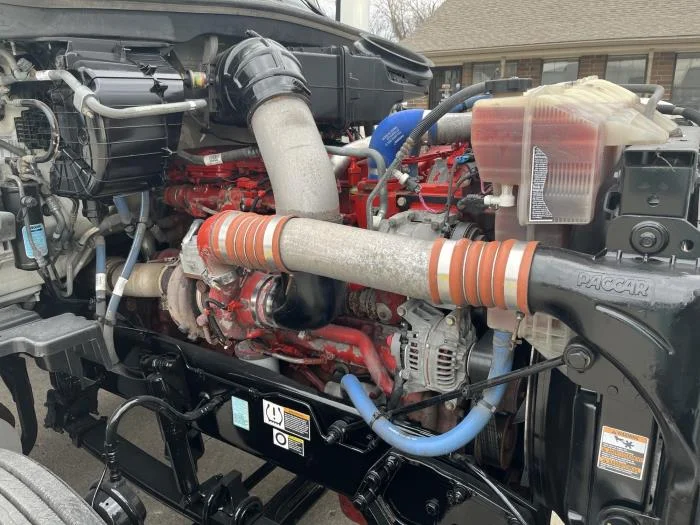 2022 Peterbilt 579 - image 9