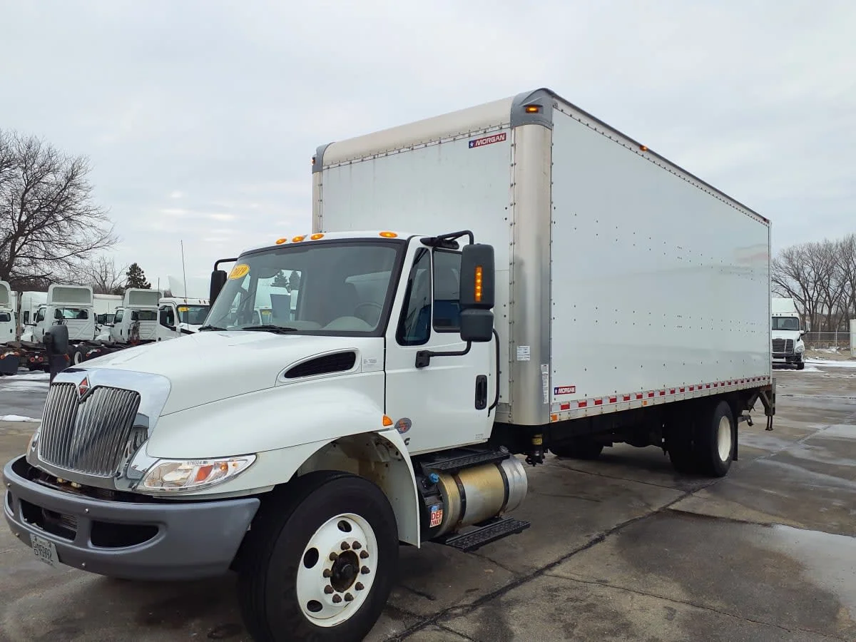 2019 International 4300 in Oak Creek, WI