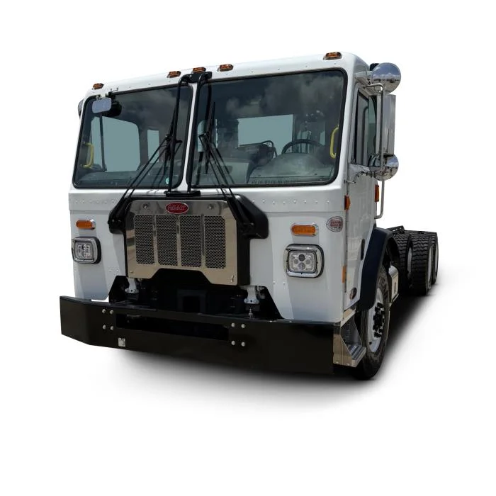2025 Peterbilt 520 in Laredo, TX