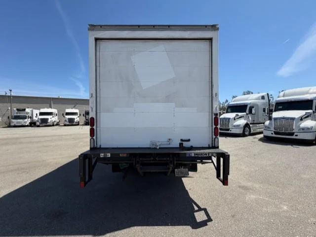 2023 Isuzu NPR - image 8