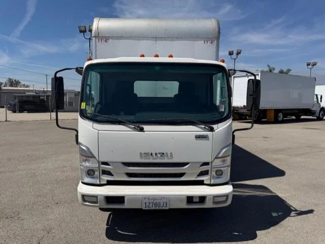 2023 Isuzu NPR - image 4