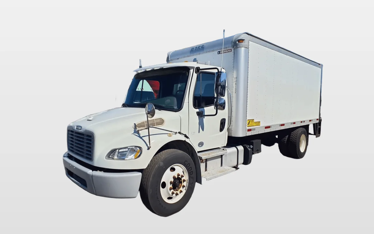 2014 Freightliner M2 106 - image 1