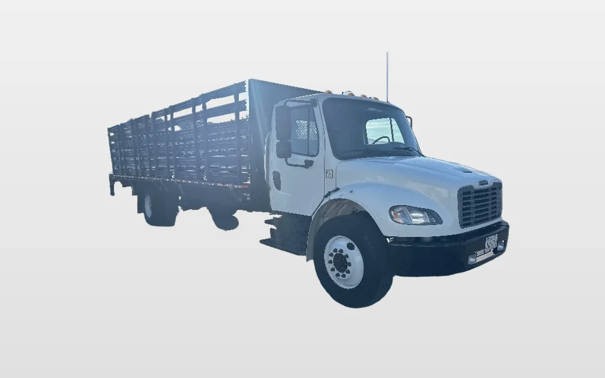 2019 Freightliner M2 106 - image 1