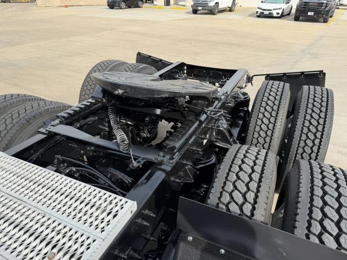 2019 Peterbilt 579 - image 15