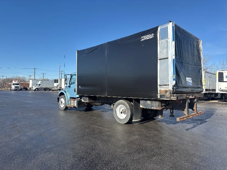 2019 Freightliner M2 106 - image 6
