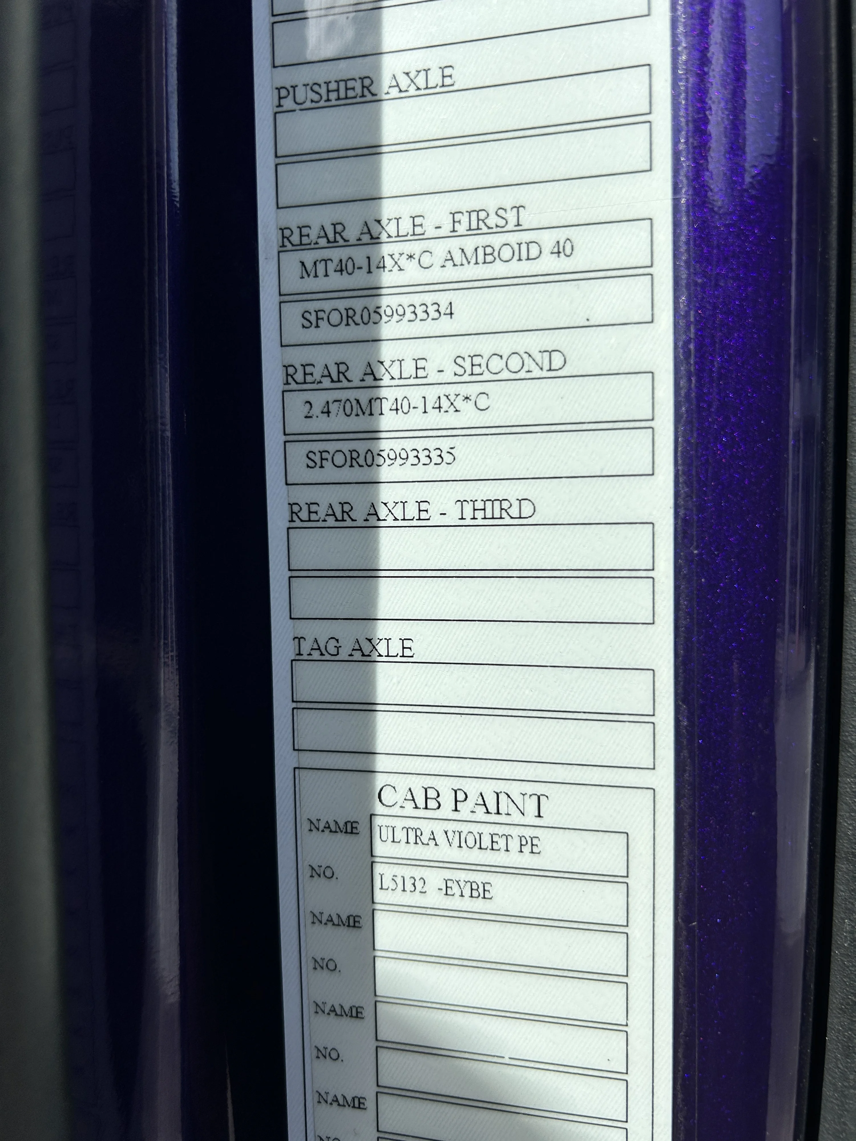 2020 Volvo VNL 860 - image 39