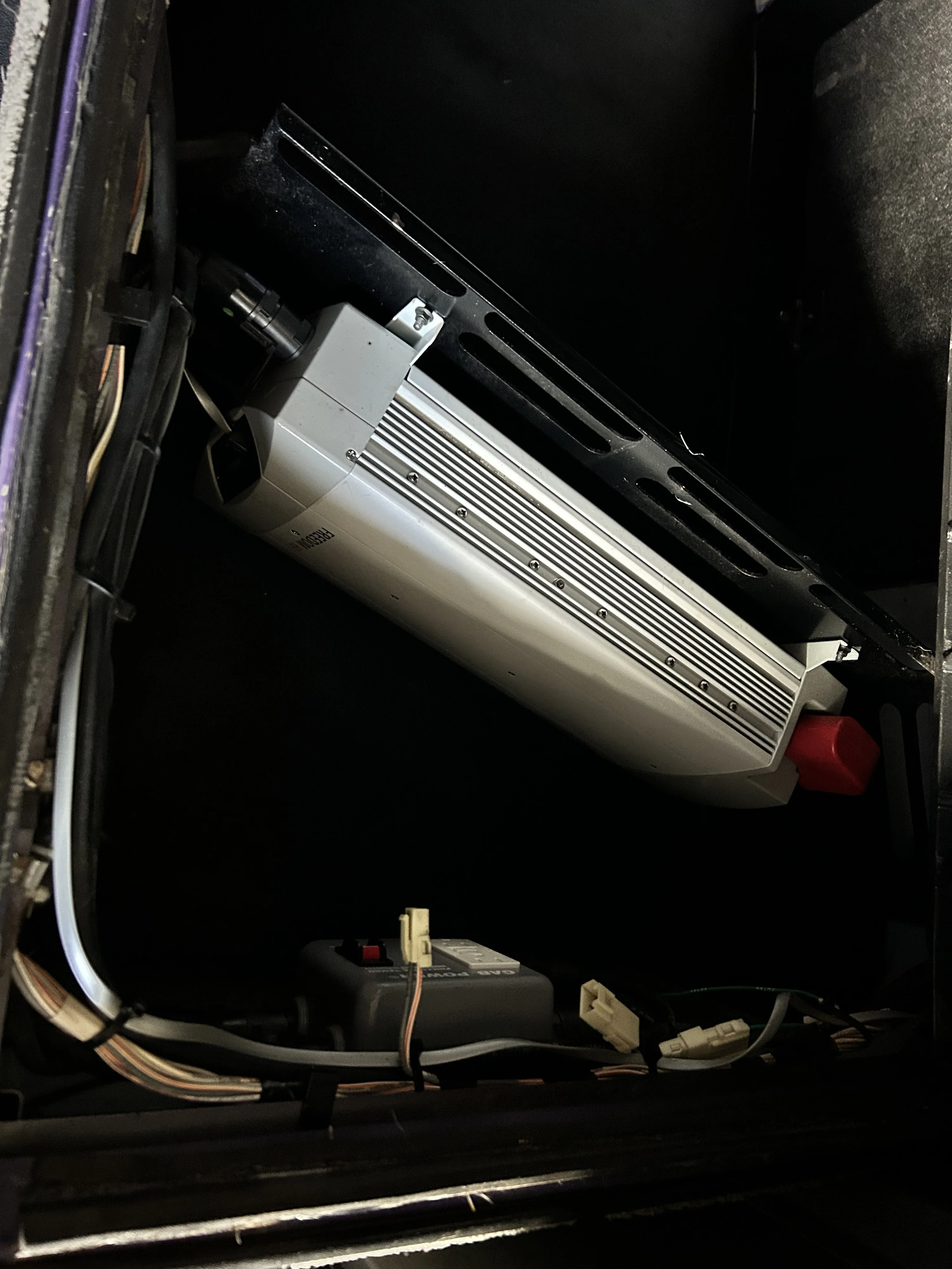 2020 Volvo VNL 860 - image 33