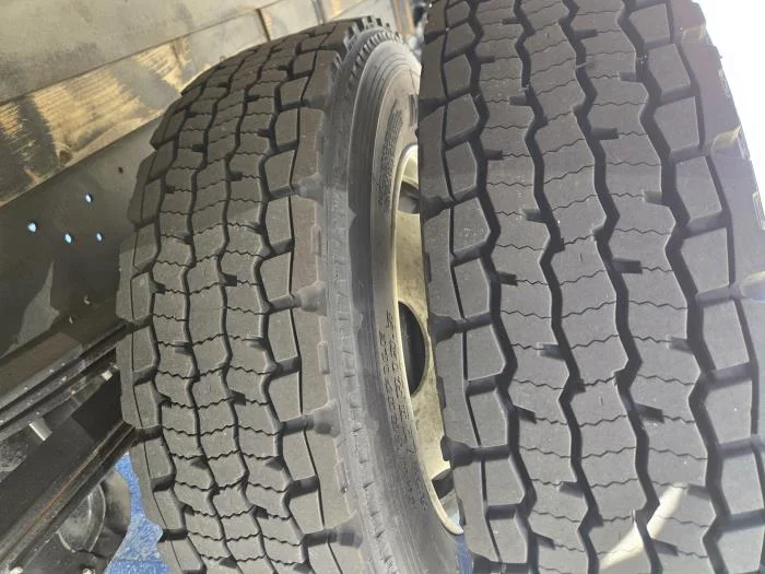 2021 Isuzu NRR - image 9