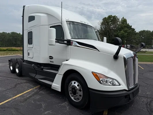2023 Kenworth T680