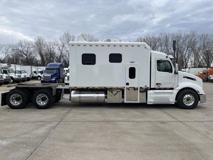 2026 Peterbilt 579 - image 8