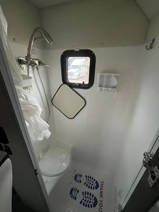 2026 Peterbilt 579 - image 22