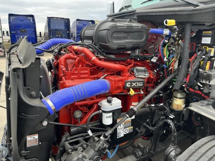 2026 Peterbilt 579 - image 11