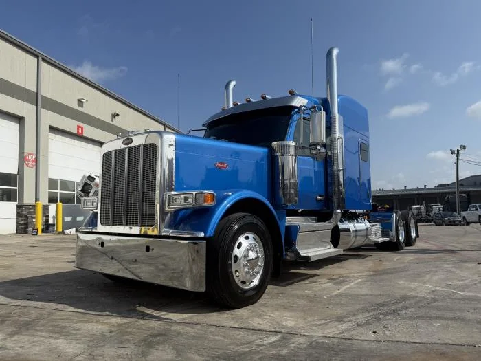 2026 Peterbilt 589 - image 3