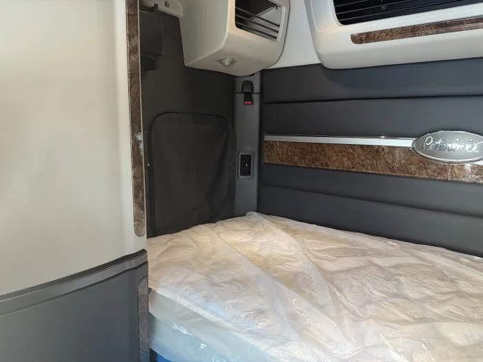 2026 Peterbilt 589 - image 43