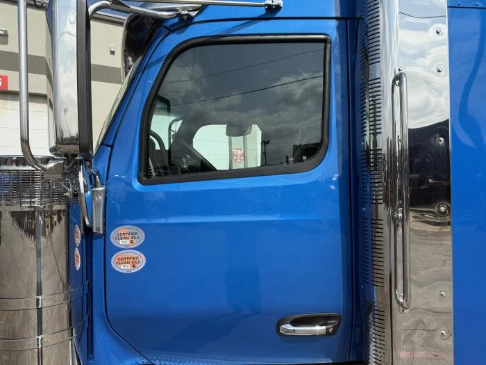 2026 Peterbilt 589 - image 26