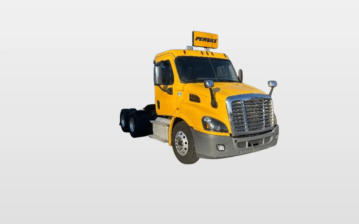2019 Freightliner - image 1