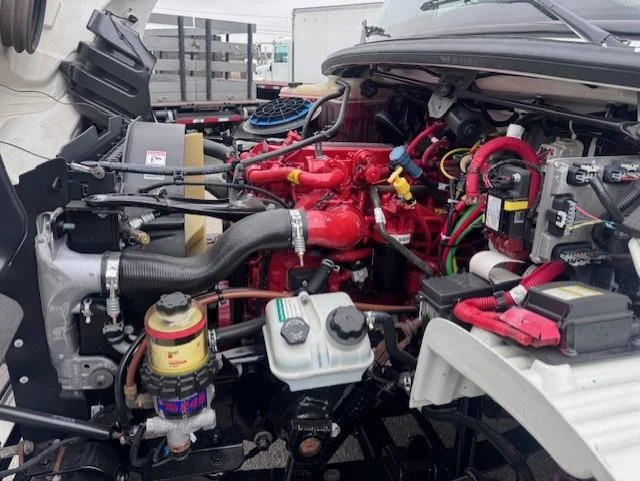 2019 Freightliner M2 106 — photo 13